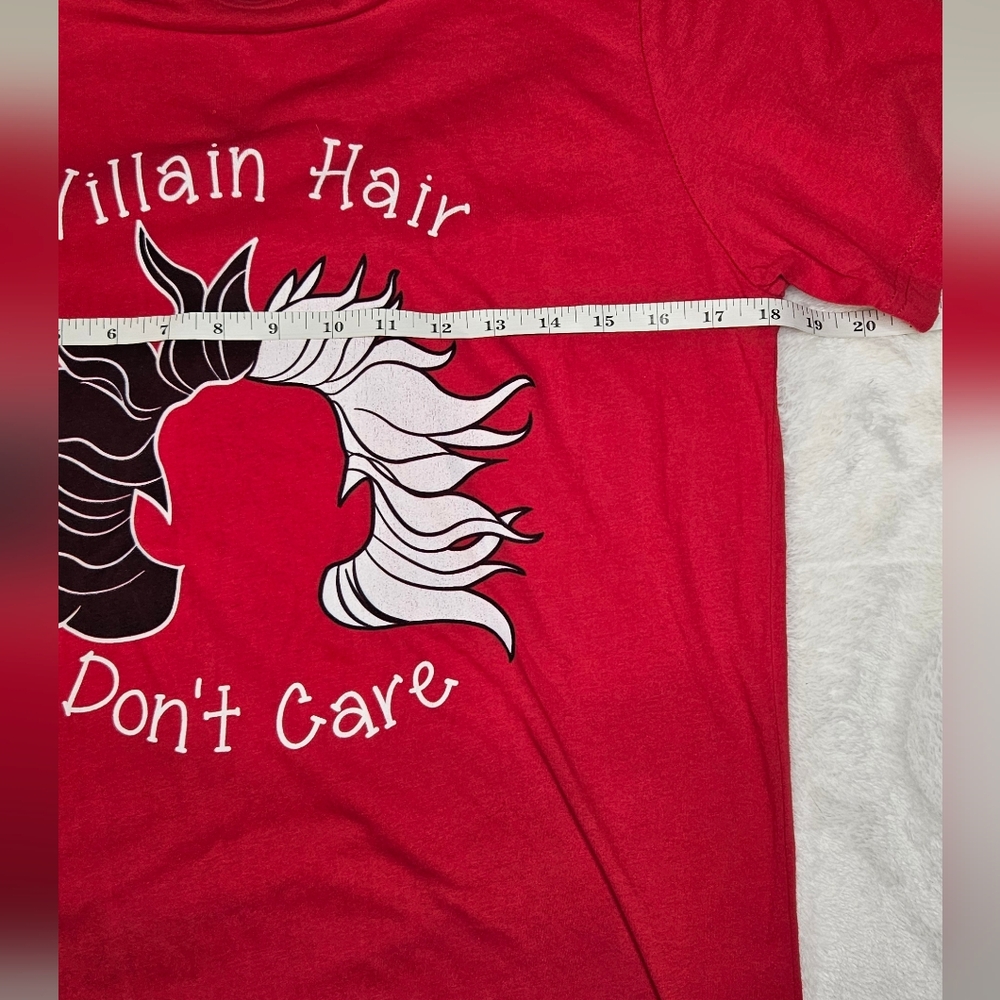Disney "Villain Hair Don't Care" Red T-shirt Cruella Mal Graphic Tee M - Picture 5 of 6